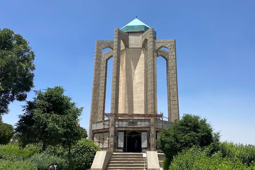 جاذبه های همدان