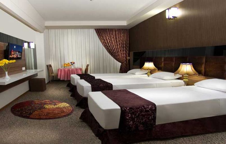 اتاق سه تخته C