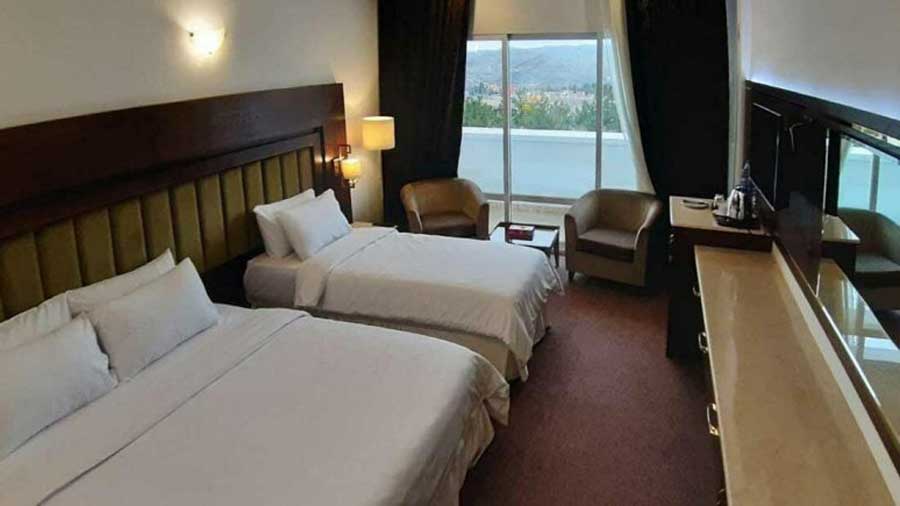 اتاق سه تخته