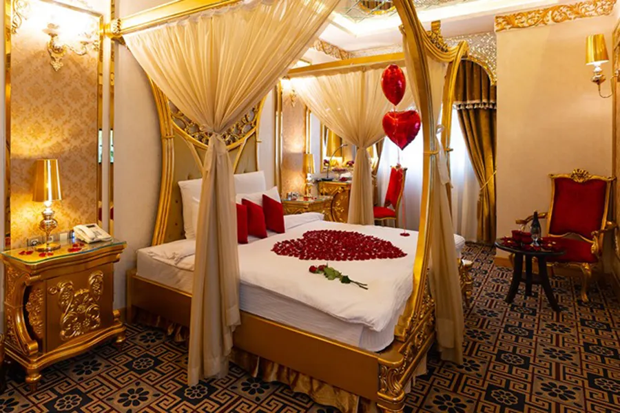 سوئیت هانی مون رویال